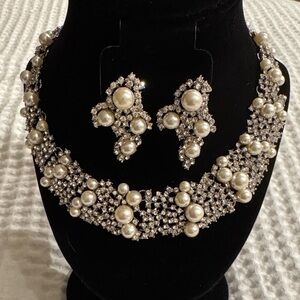 Simulated Pearl and Crystal Jewelry Set